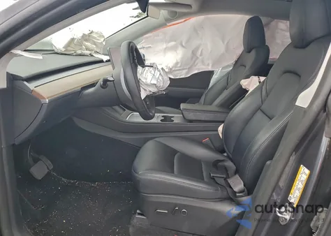 2023 Tesla Model Y from USA, damaged, VIN 7SAYGDEE0PF838120